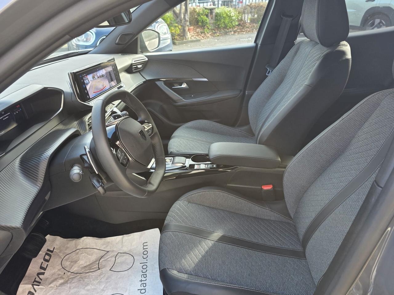 Peugeot 2008 PureTech 130 S&S EAT8 Allure