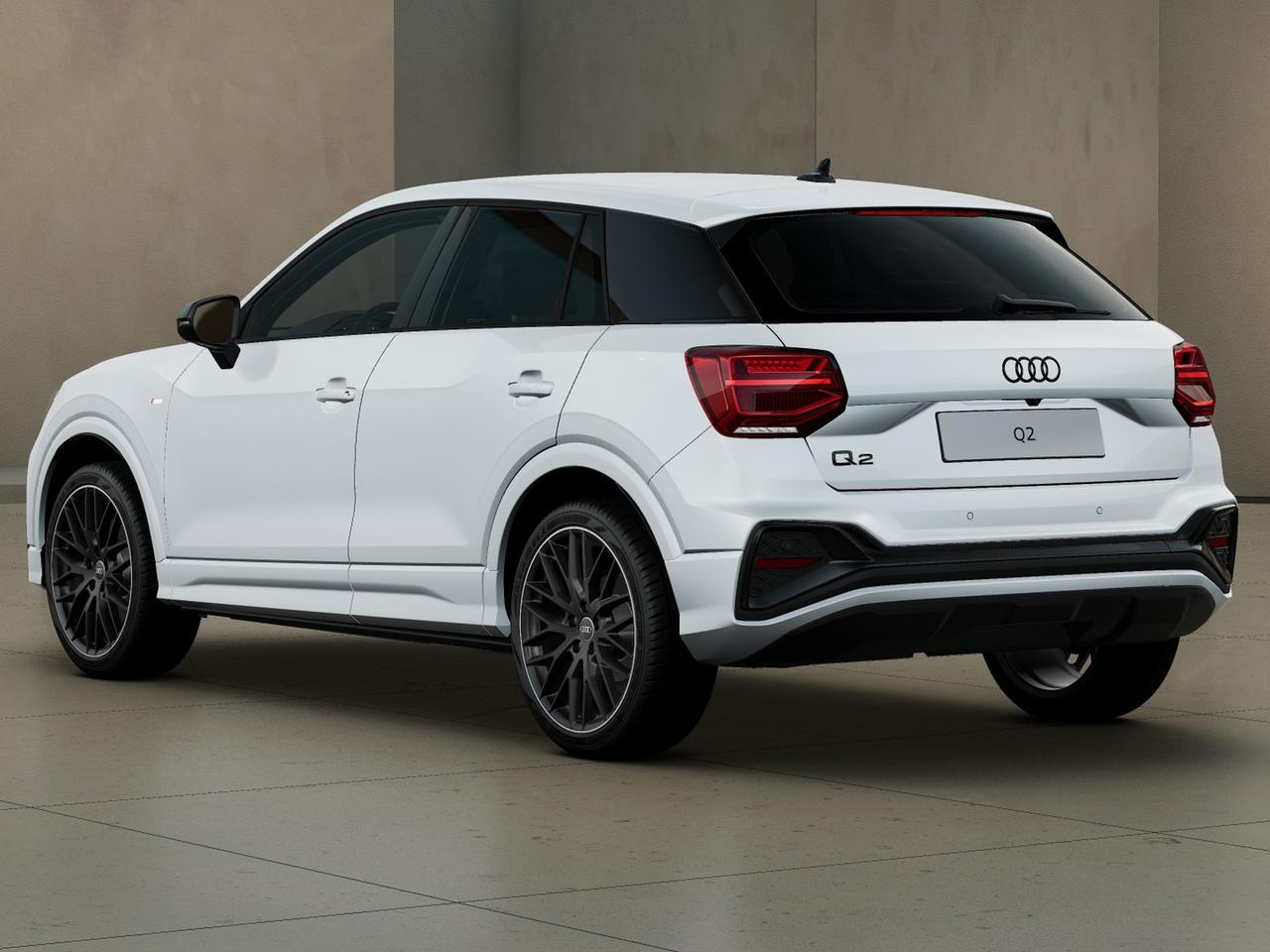 Audi Q2 35 1.5 tfsi identity black s-tronic