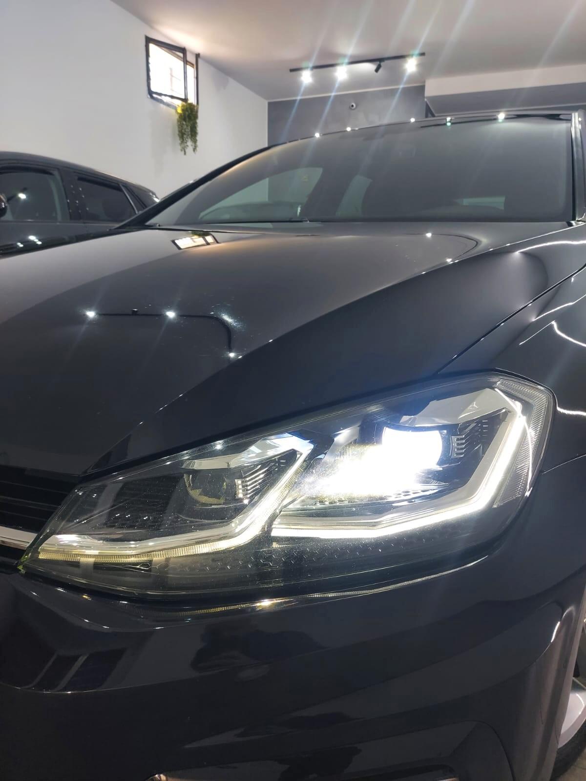 Volkswagen Golf 1.6 TDI 115 CV 5p. R-LINE 2019