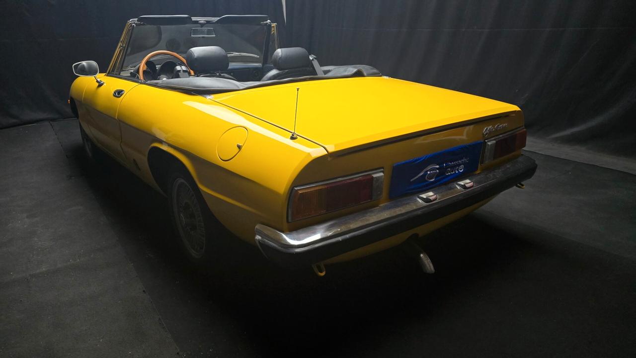 Alfa Romeo Spider 2.0 Veloce
