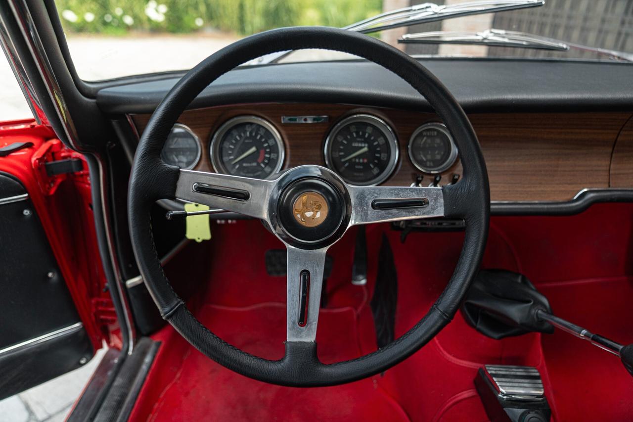 Alfa Romeo Giulia SPRINT GT VELOCE - RDS01445
