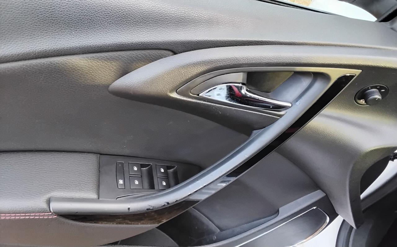 Opel Astra 2.0 BiTurbo CDTI 195CV S&S 5 porte