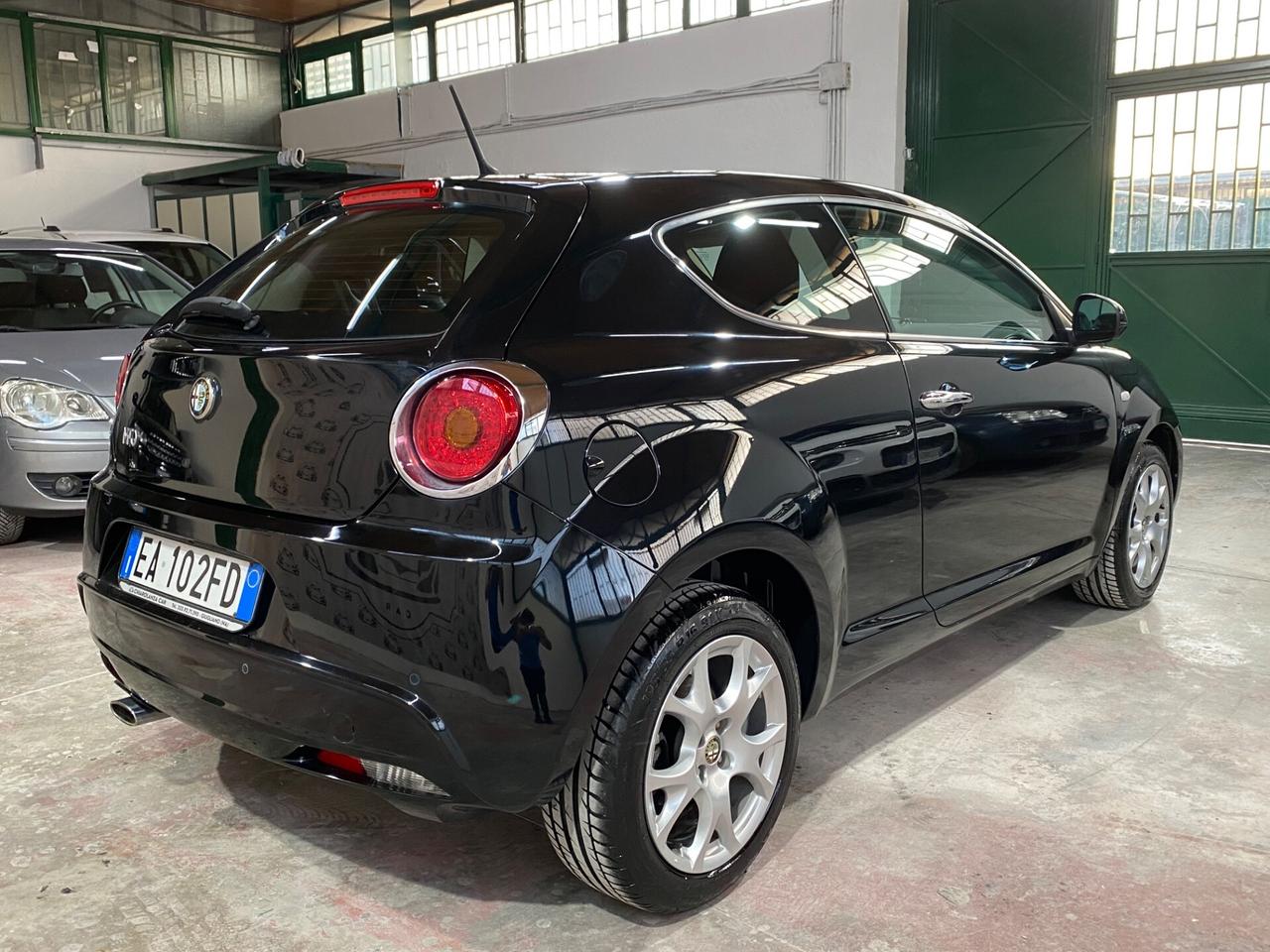 Alfa Romeo MiTo 1.4 105 CV M.air S&S Distinctive Sport Pack