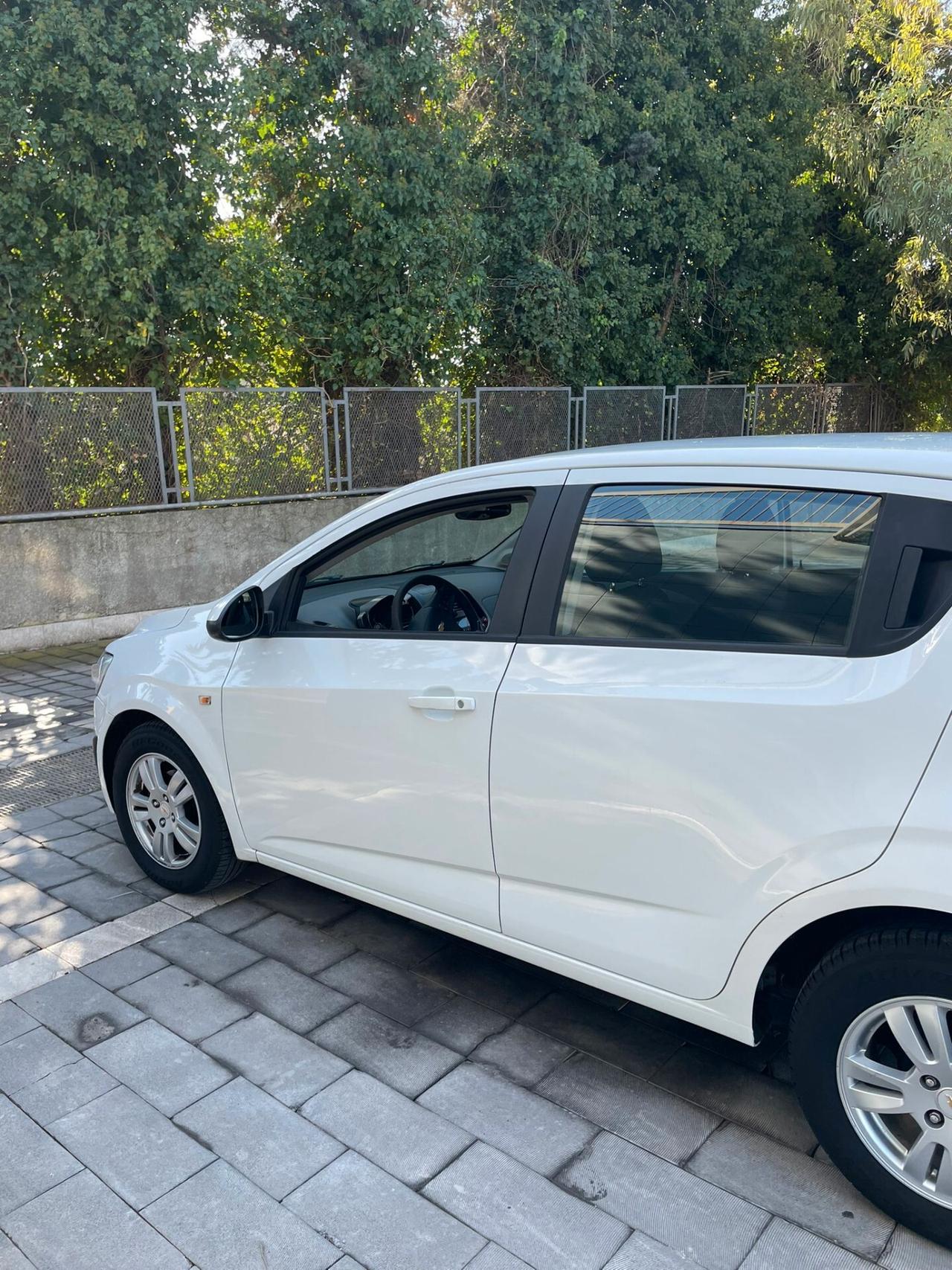 Chevrolet Aveo 2012 1.2 86cv