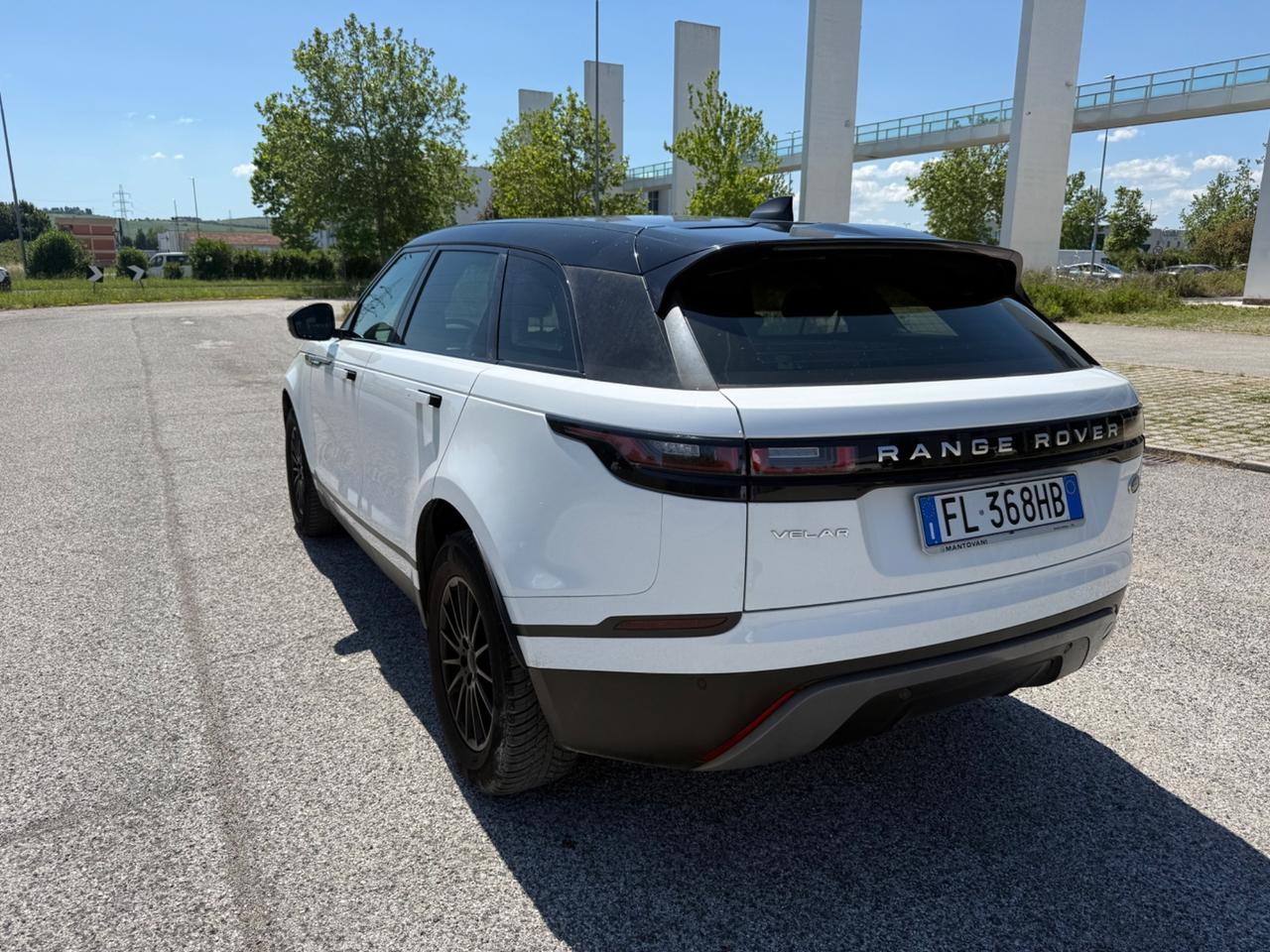 Land Rover Range Velar 2.0 TD4 180 CV R-Dynamic HSE