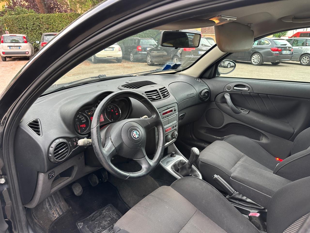 Alfa Romeo 147 1.6 16V TS 5 porte Distinctive Gpl