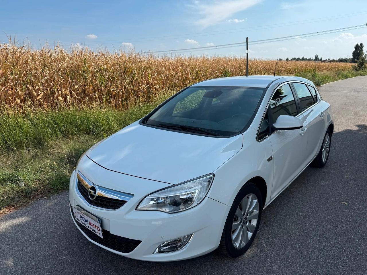 Opel Astra 1.7 CDTI allestimento Cosmo