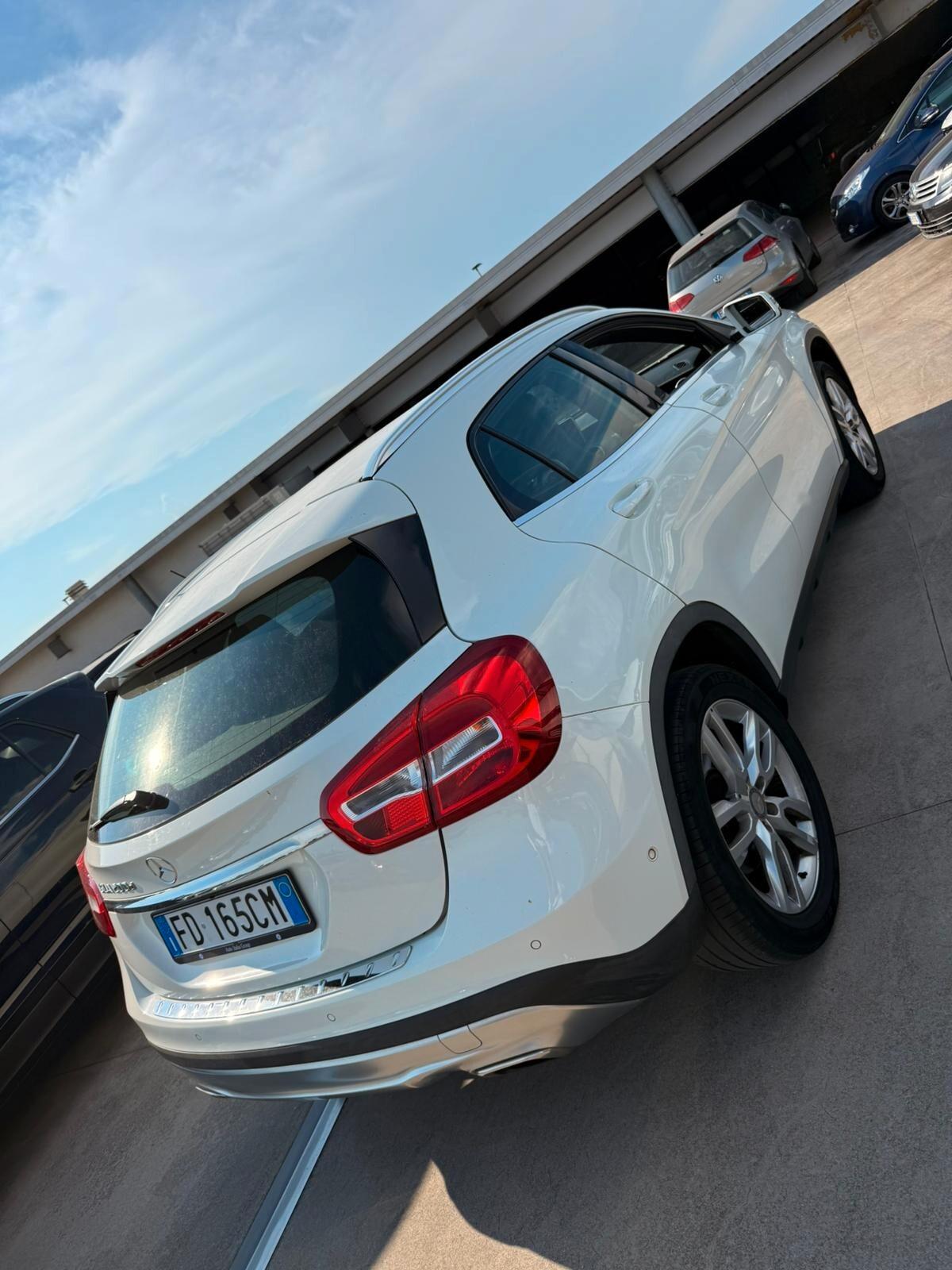 Mercedes-benz GLA 200 d Automatic Premium - 2016