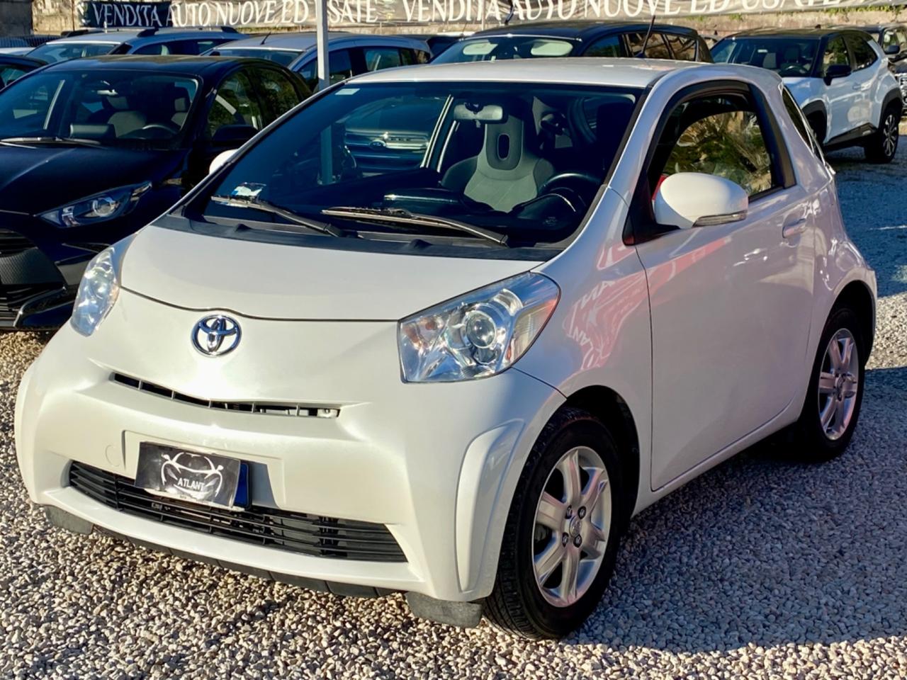 Toyota iQ 1.0 CVT Lounge