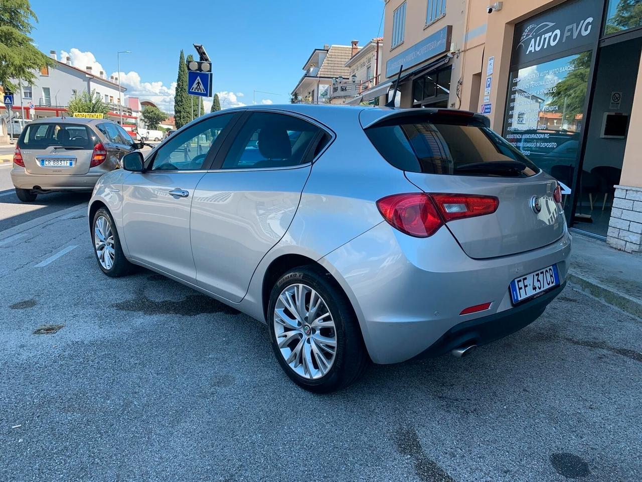 Alfa Romeo Giulietta 1.6 JTDm-2 120 CV Neopat.