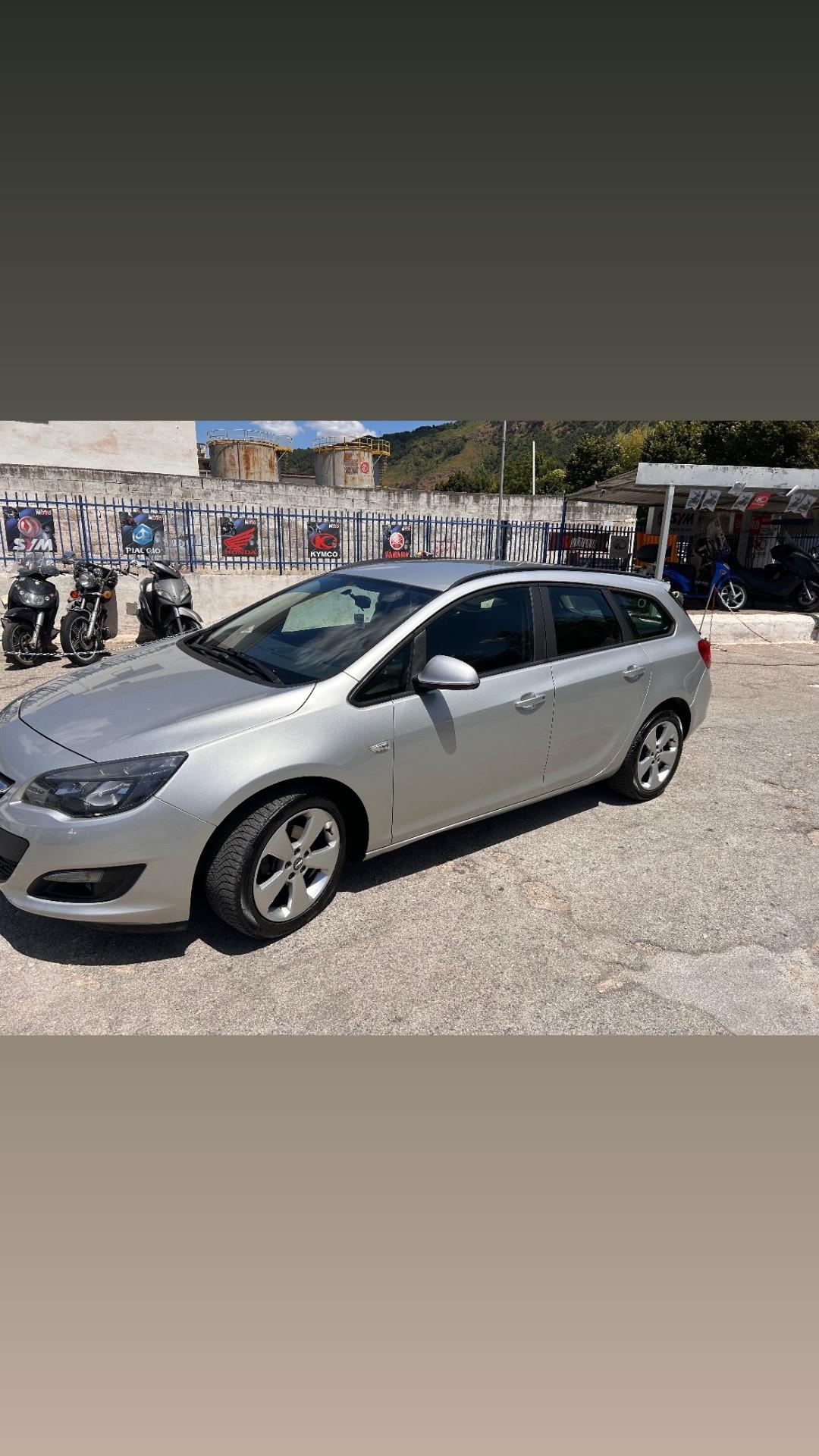 Opel Astra 1.4 Turbo 140CV 4 porte GPL Tech Advance