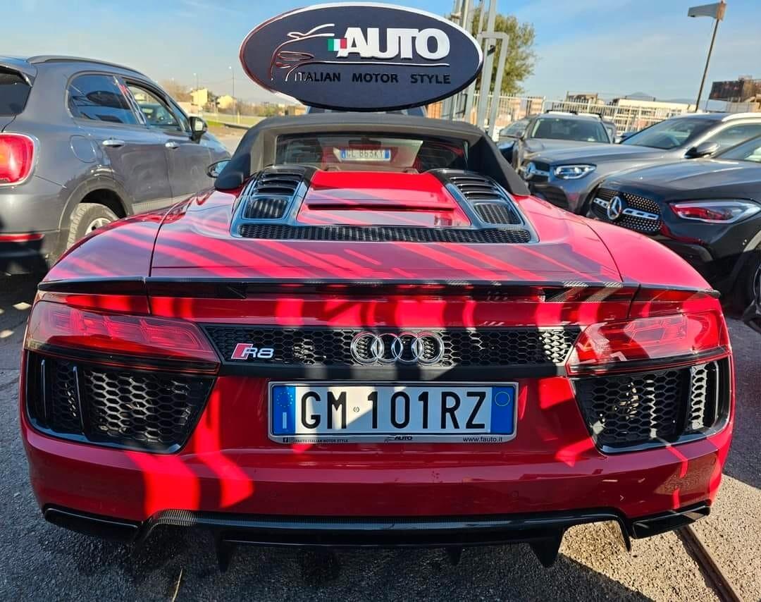 Audi R8 Spyder 5.2 FSI quattro S tronic