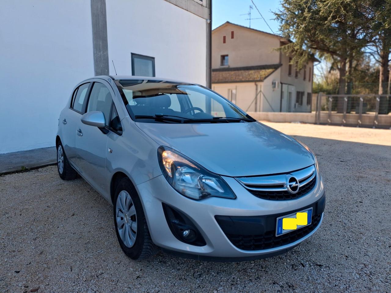 Opel Corsa 1.2 GPL, 5 porte