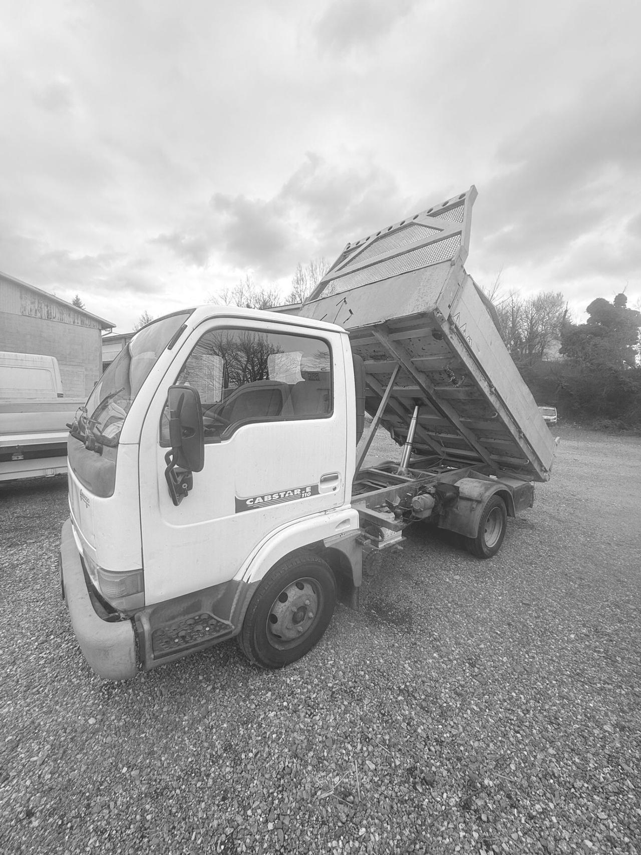 Nissan Cabstar Ribaltabile