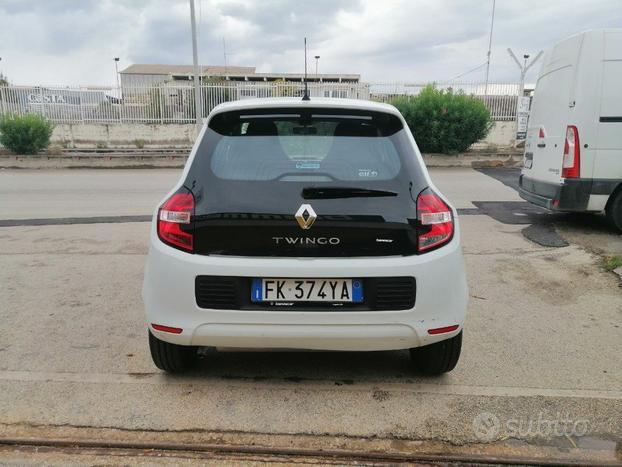 RENAULT Twingo SCe Lovely