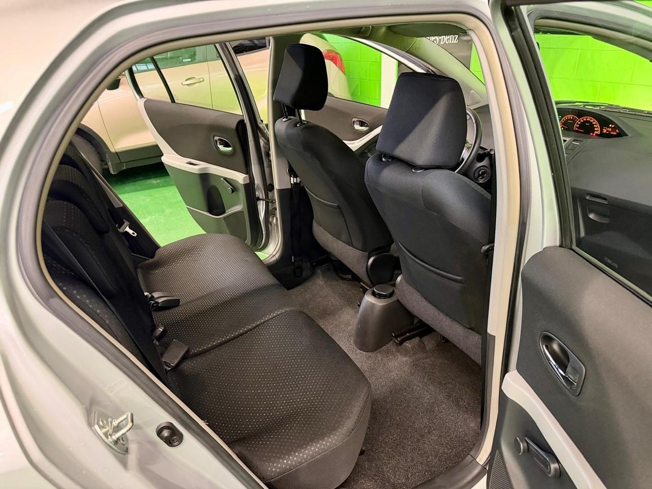 Toyota Yaris 1.3 5 porte Sol