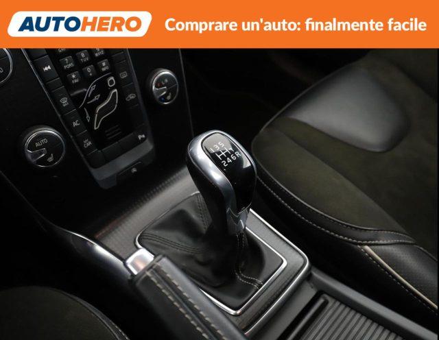 VOLVO V40 D2 R-design