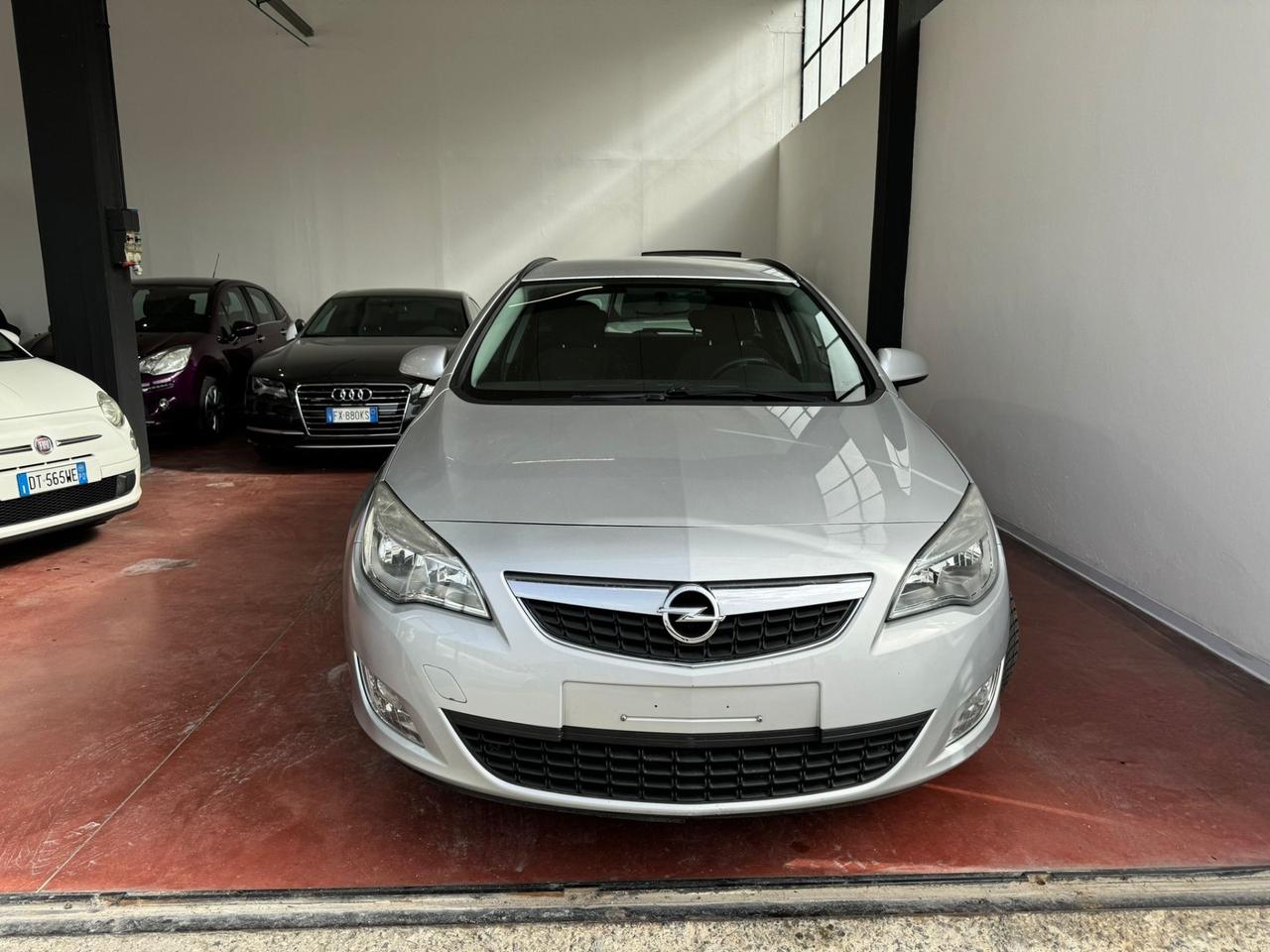 Opel Astra 1.7 CDTI 110CV Sports Tourer Cosmo