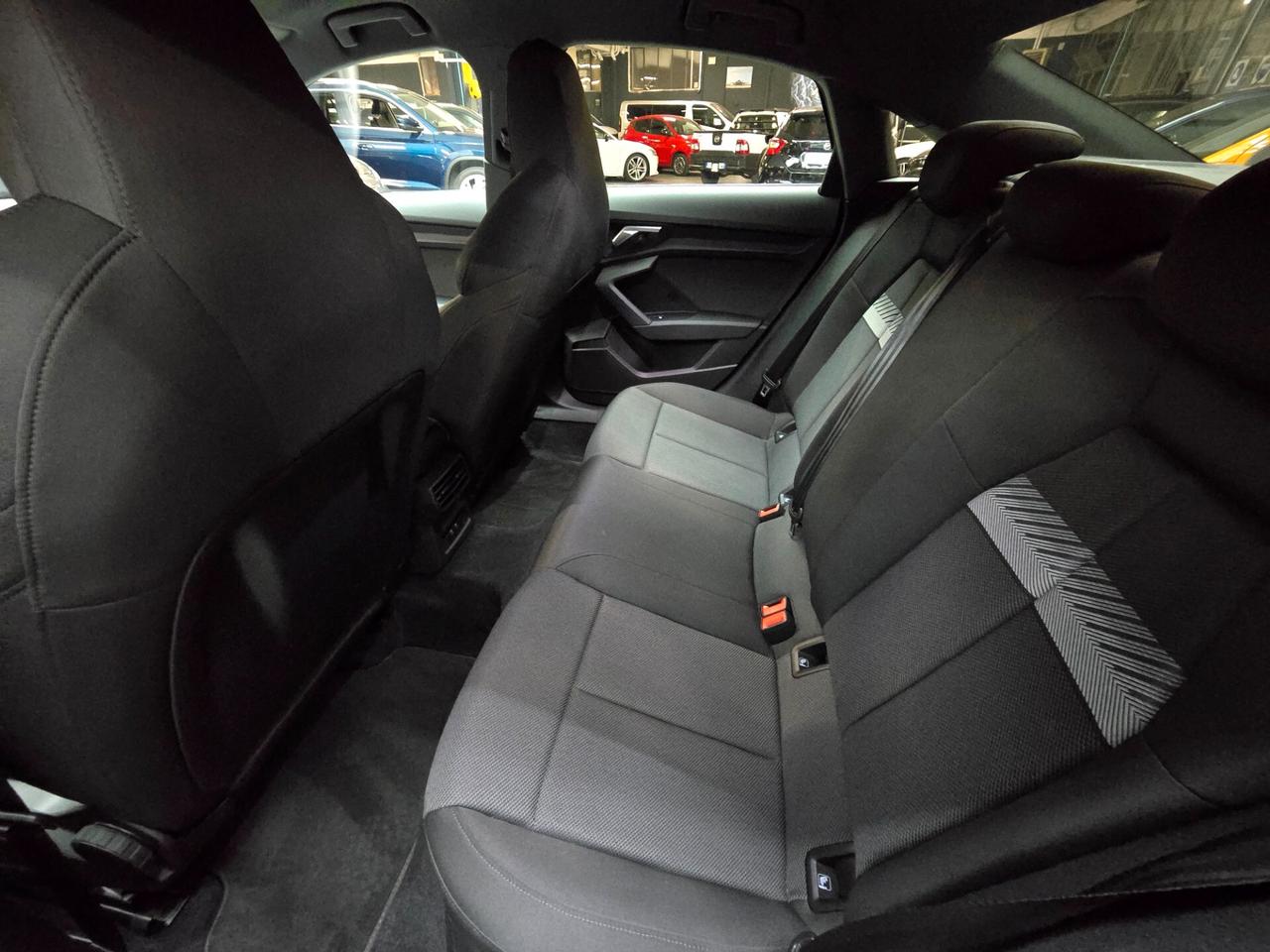 AUDI A3 SEDAN S-LINE LIMOUSINE 110CV 2023