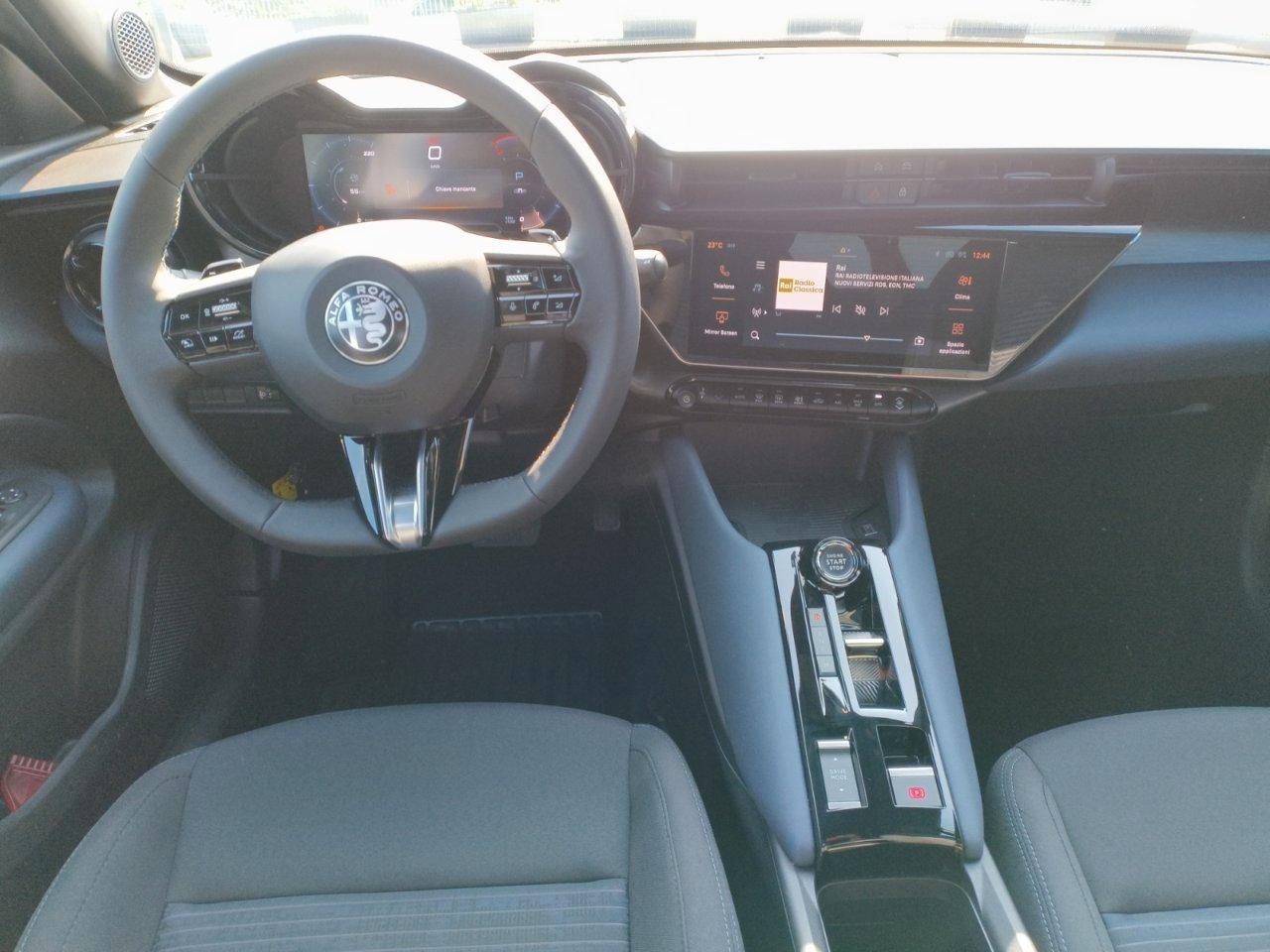 Alfa Romeo Junior 1.2 ibrida S 136 cv edct6