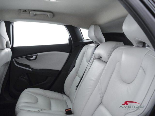 VOLVO V40 D2 1.6 Business Edition