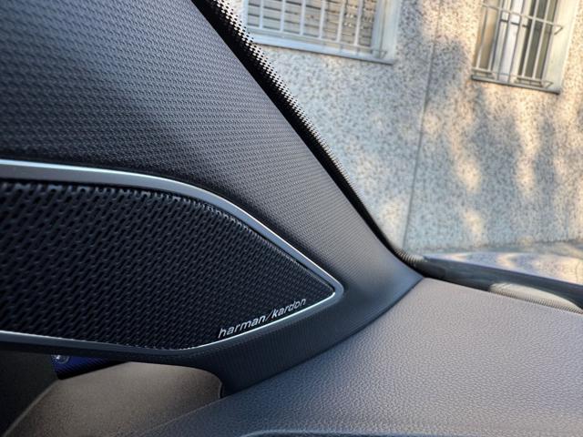 VOLKSWAGEN Golf 2.0 TSI R DSG 4Motion 320CV