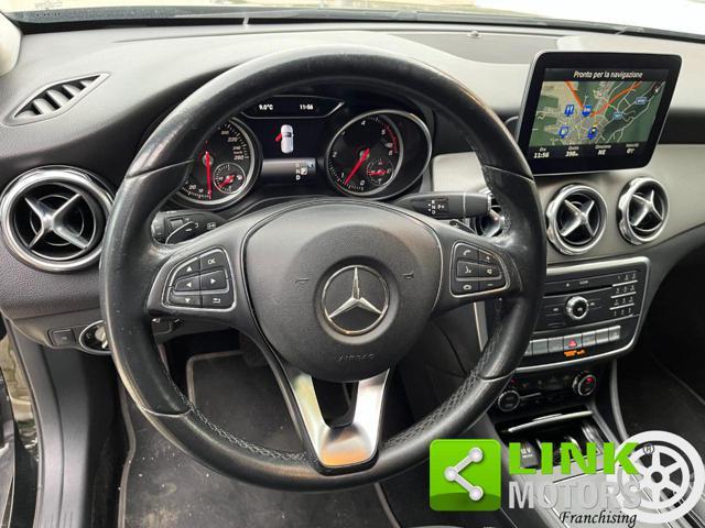 MERCEDES-BENZ GLA 220 d Automatic 4Matic Premium