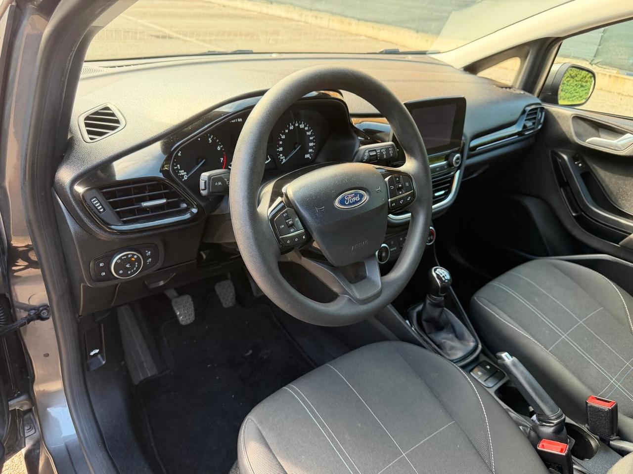 Ford Fiesta 1.1 - NEOPATENTATI - 12 MESI DI GARANZIA -
