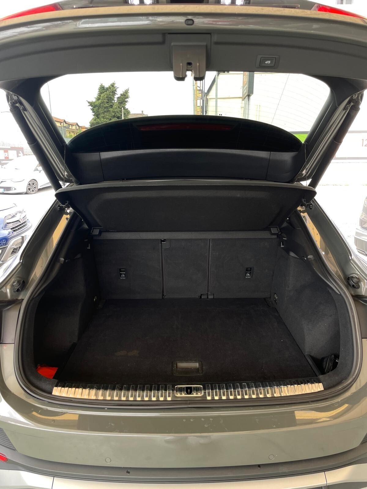 AUDI Q3 SPORTBACK S-LINE 2,0 DIESEL CAMBIO AUTOMATICO
