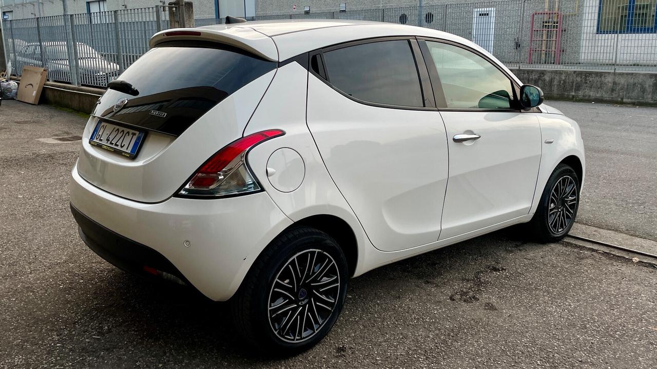 LANCIA 1.0 FIREFLY HYBRID 5P 69CV - CARPLAY, NEOPATENTATI