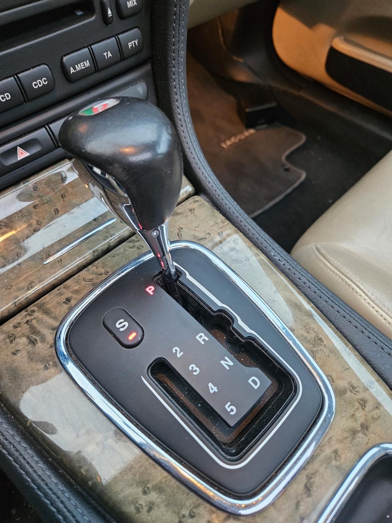 Jaguar S-Type 4.2 V8 cat R Super Charged