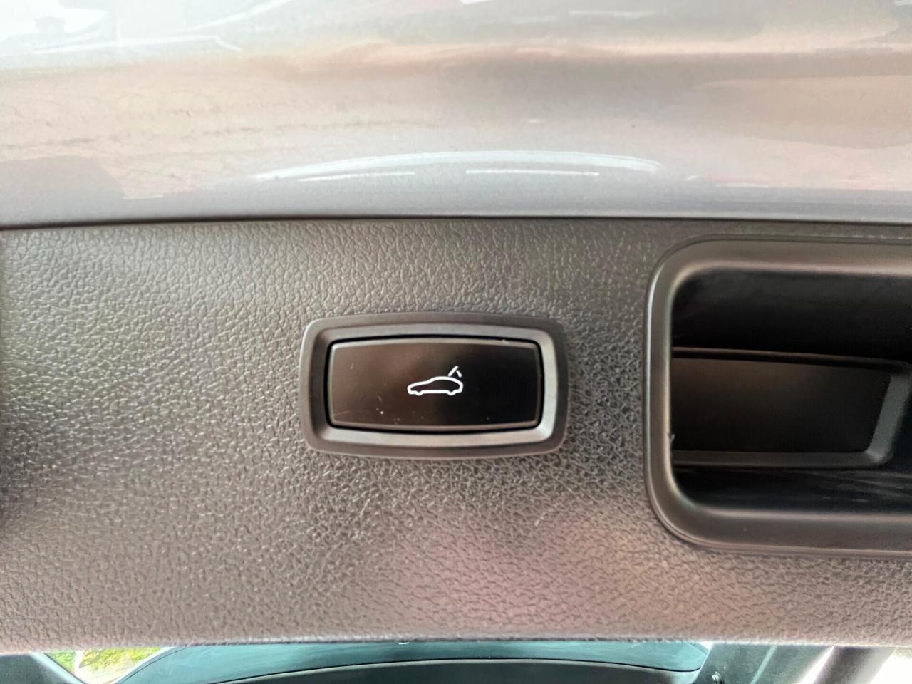 Porsche Macan 2.0 252 CV