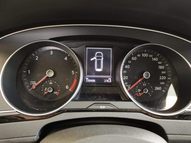 VOLKSWAGEN Passat Variant 2.0 TDI DSG *SCHERMO 9,2"*TAGLIANDI*UNICO PROP.*