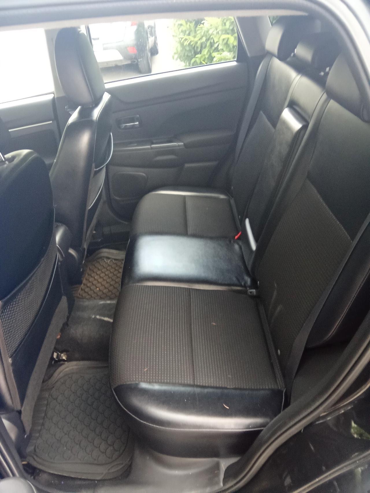 Citroen C4 Aircross 1.6 HDi 115 Exclusive 012