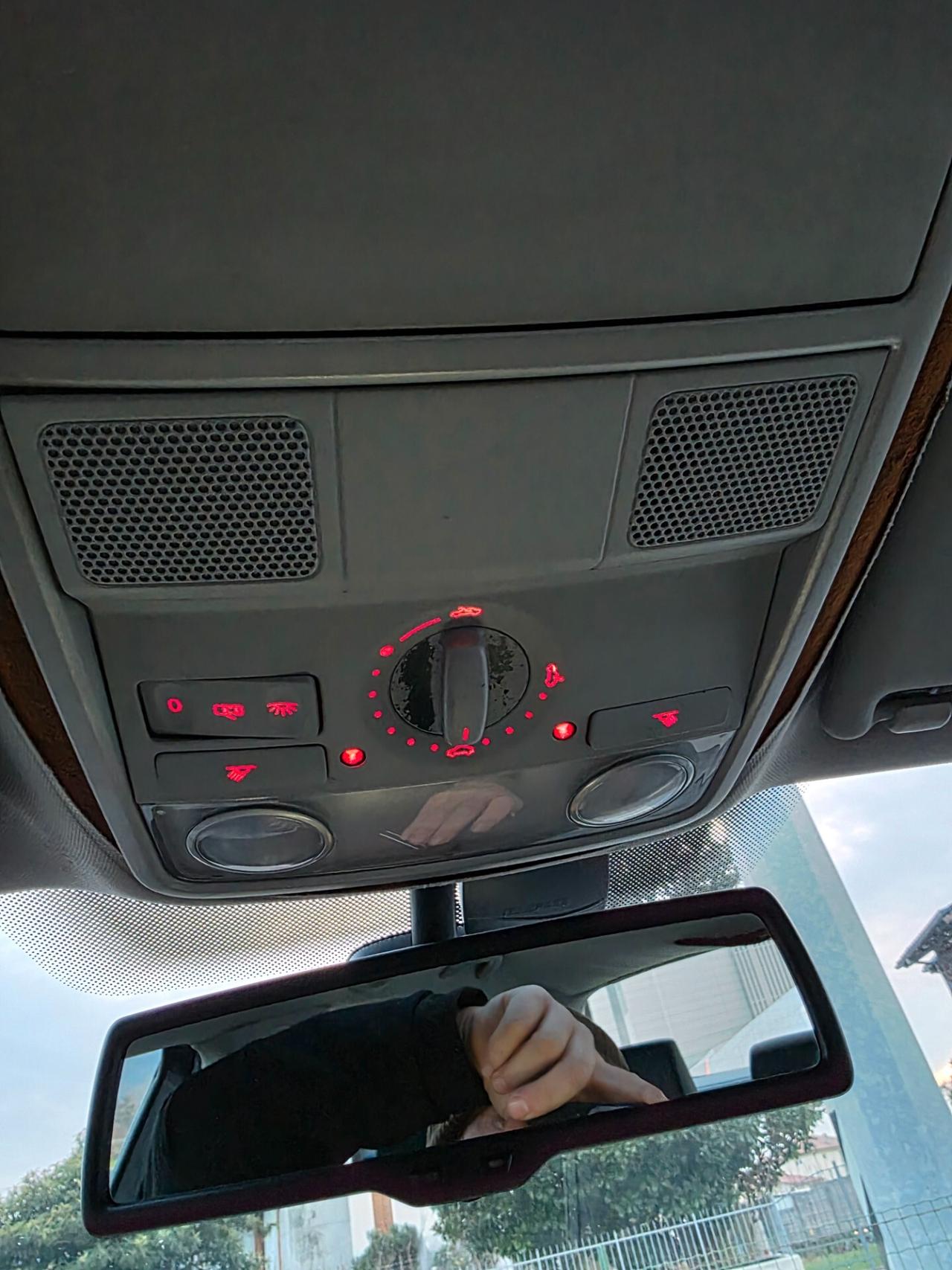 Volkswagen Golf 2.0 16V TDI 4x4 vista provata piaciuta