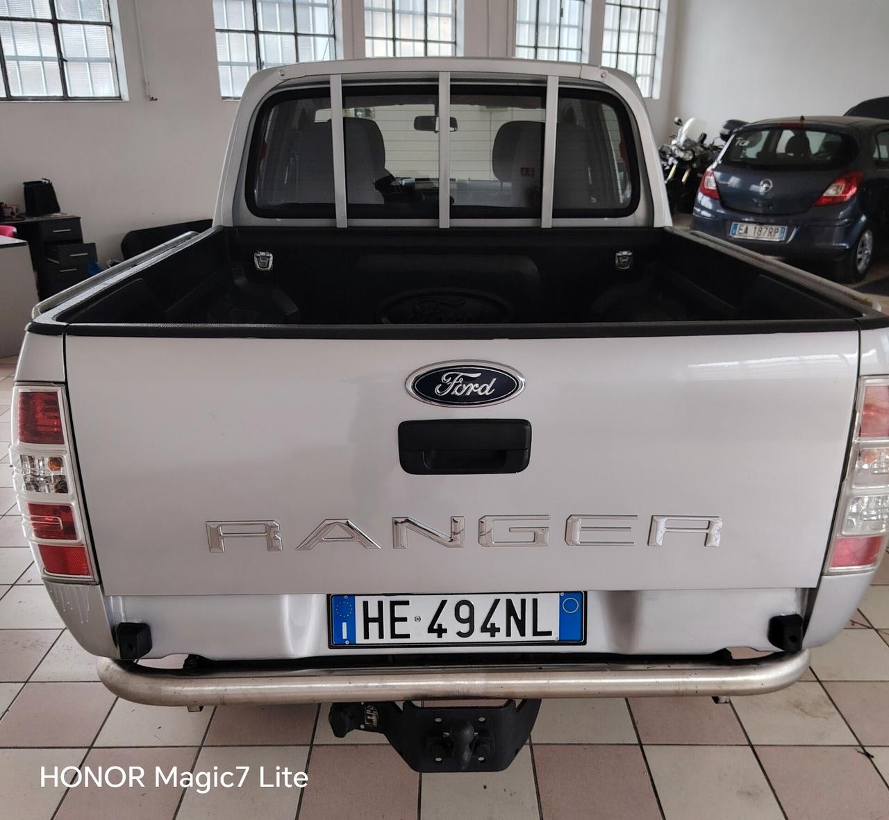 Ford Ranger 2.5 TDCi Double Cab XL 5p.ti