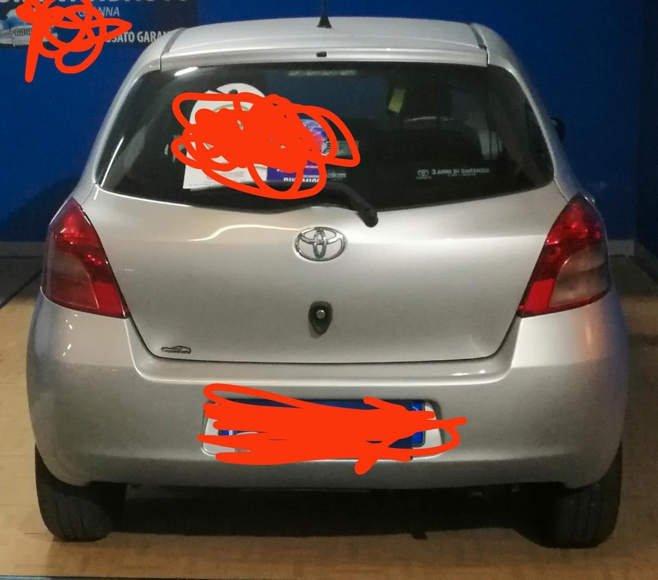 Toyota Yaris 1.0 5 porte