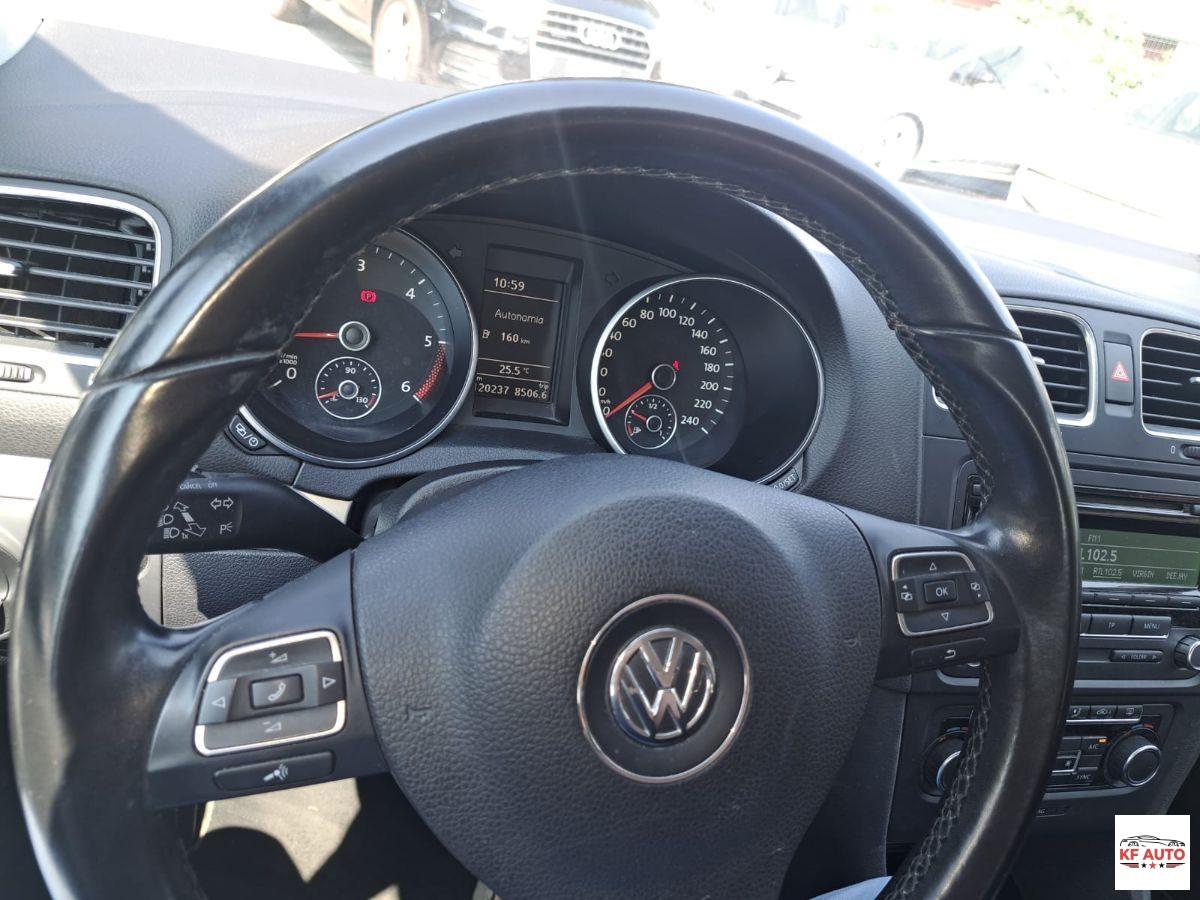 VOLKSWAGEN - Golf 1.6 tdi Highline 5p