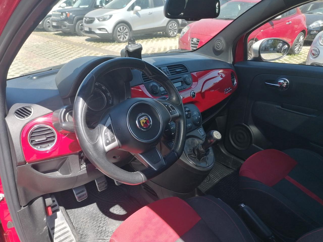 Abarth 500 1.4 Turbo T-Jet Custom