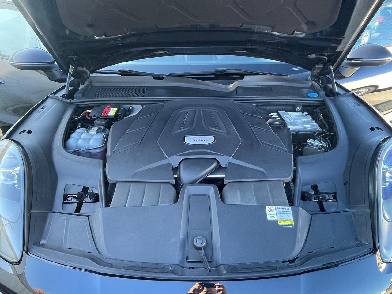 Porsche Cayenne 3.0 V6