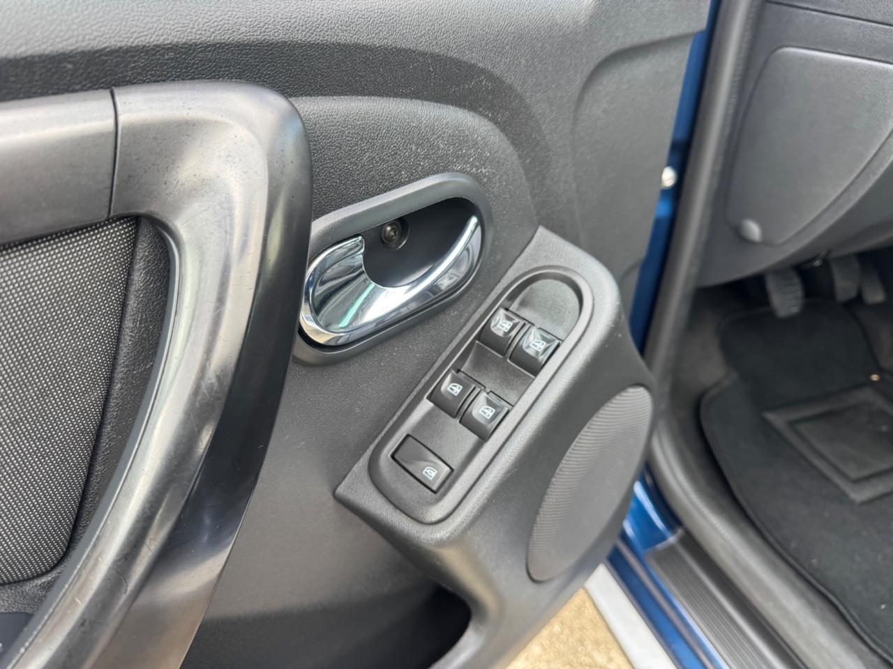 Dacia Duster 1.5 DIESEL 110CV Lauréate 12/2015