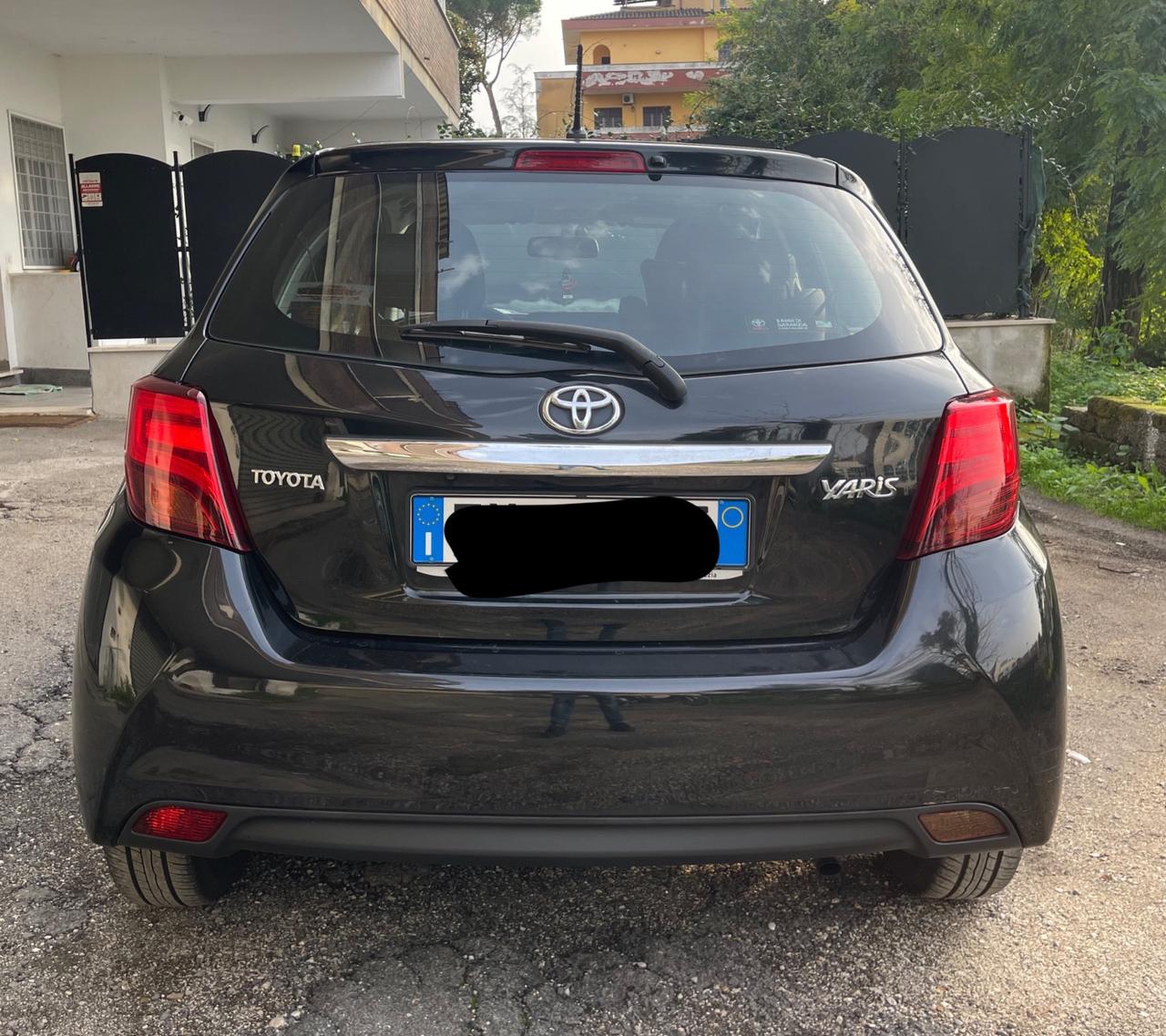 Toyota Yaris 1.0 5 porte Lounge