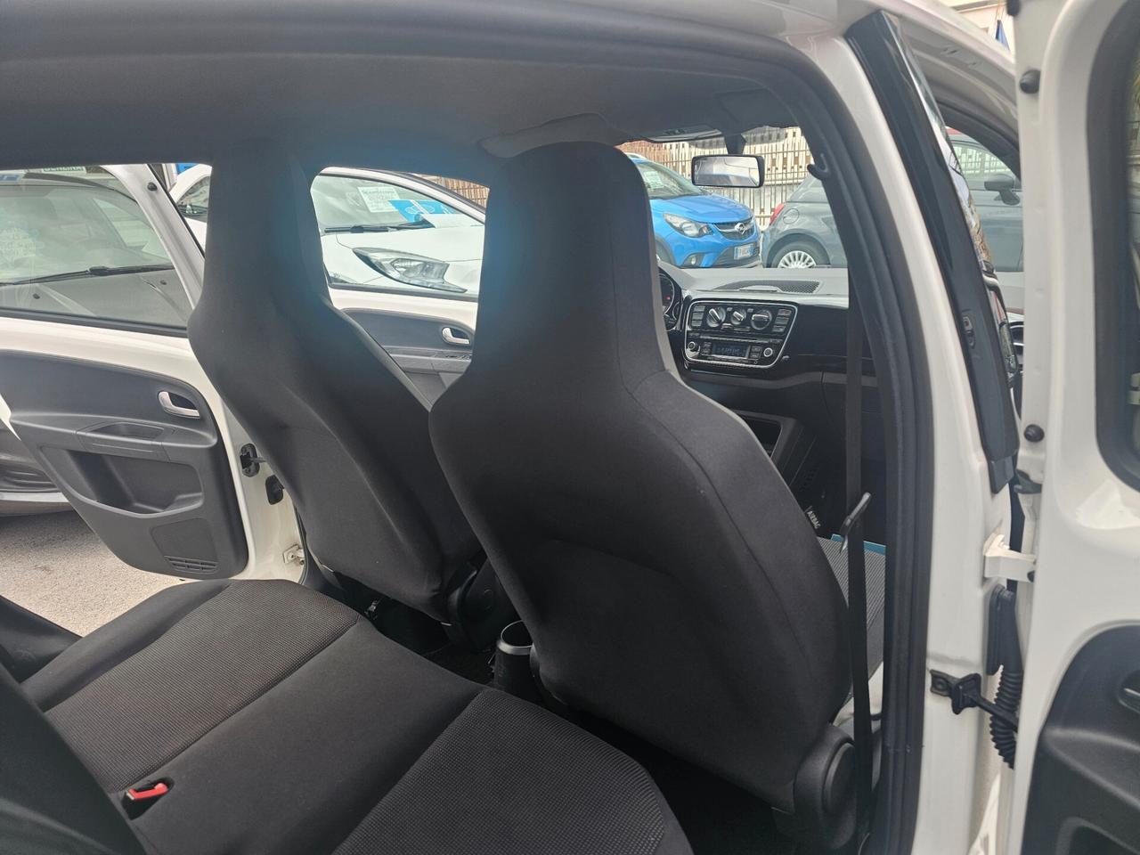 Volkswagen Up! 1.0 Benzina.75CV.Technology.2015