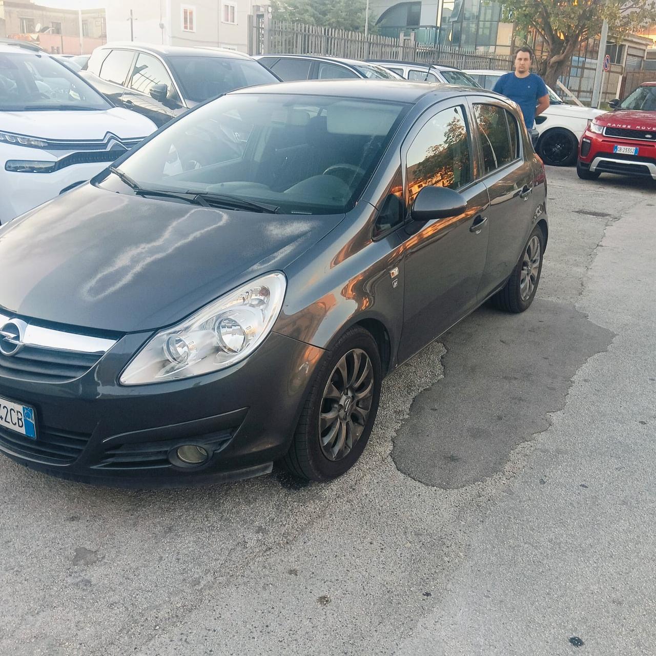 Opel Corsa 1.2 80CV 5 porte GPL-TECH Edition