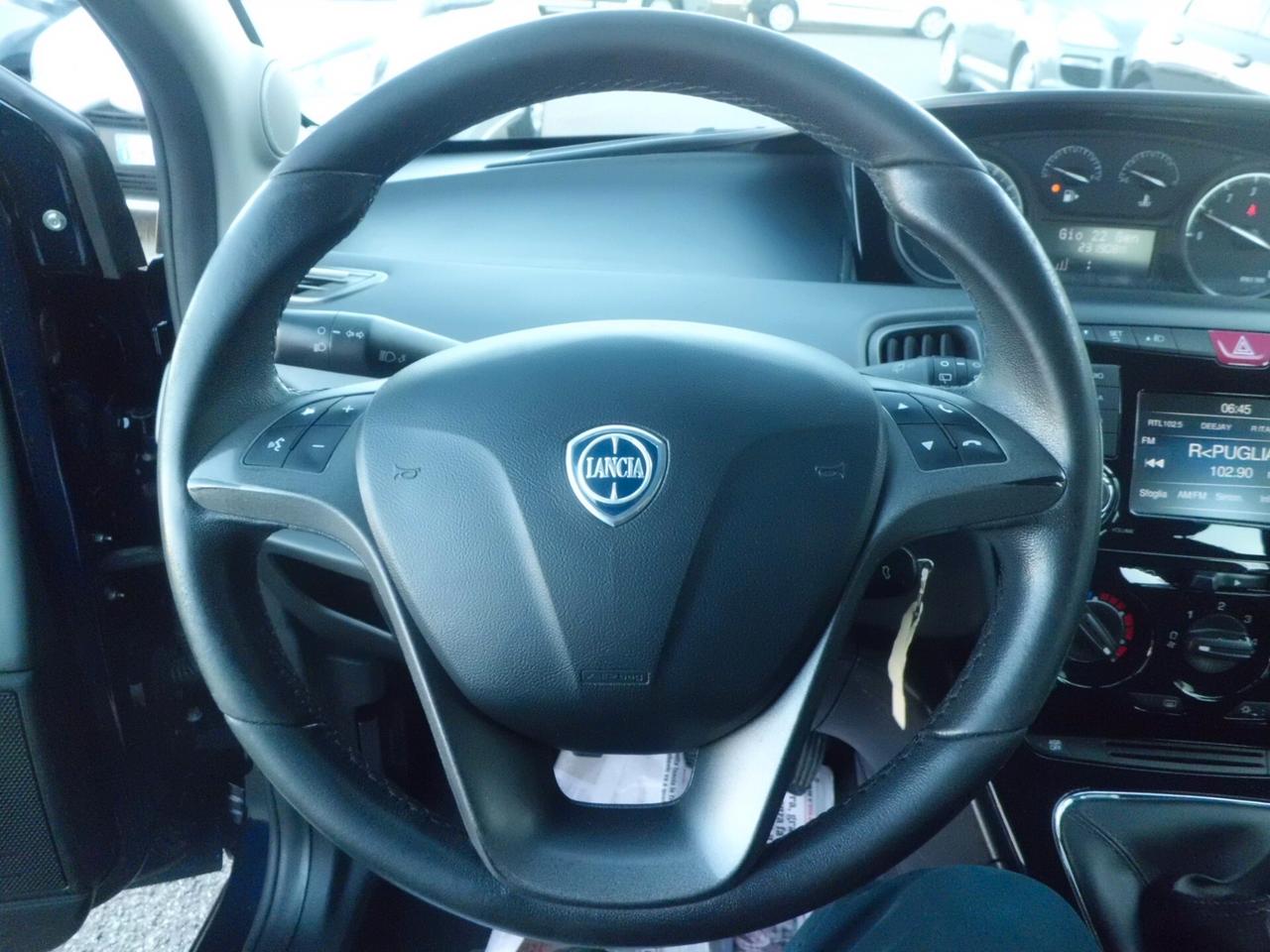 Lancia Ypsilon 1.2 69 CV 5 porte GPL Ecochic Platinum