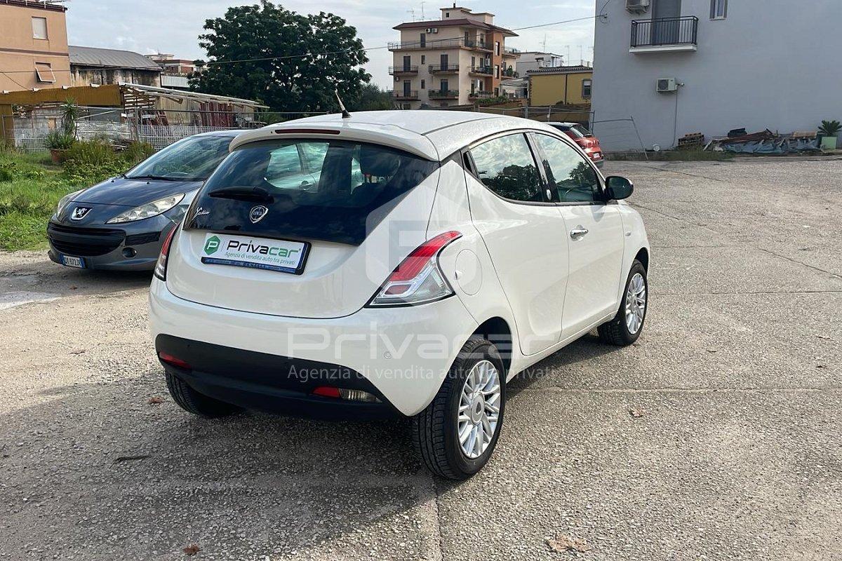 LANCIA Ypsilon 0.9 TwinAir 85 CV 5 porte Metano Ecochic Gold