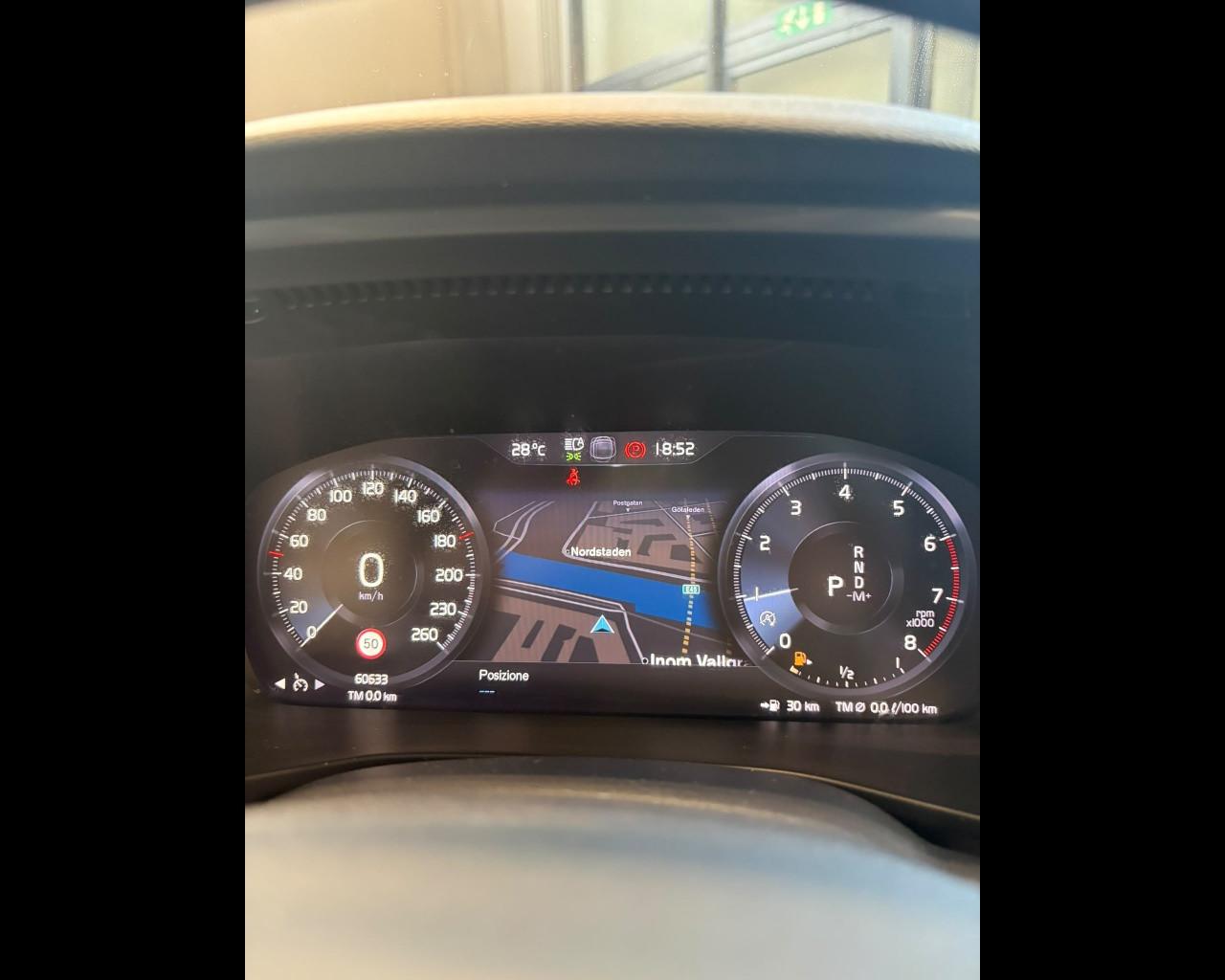 VOLVO XC40 - XC40 1.5 t2 Momentum Pro auto my21