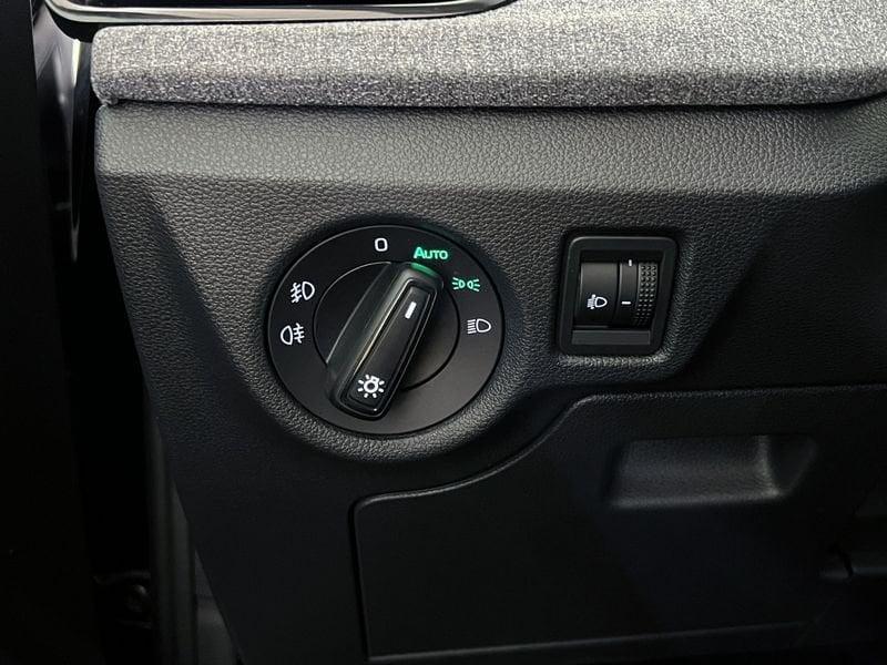 Škoda Kamiq Kamiq 1.0 tsi Black Dots 95cv