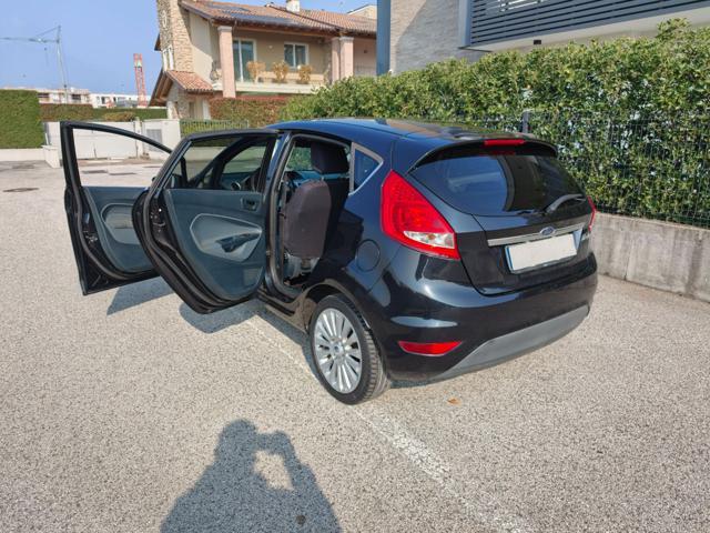 FORD Fiesta 1.2 Benzina 5 porte ( DISTRIBUZIONE FATTA )