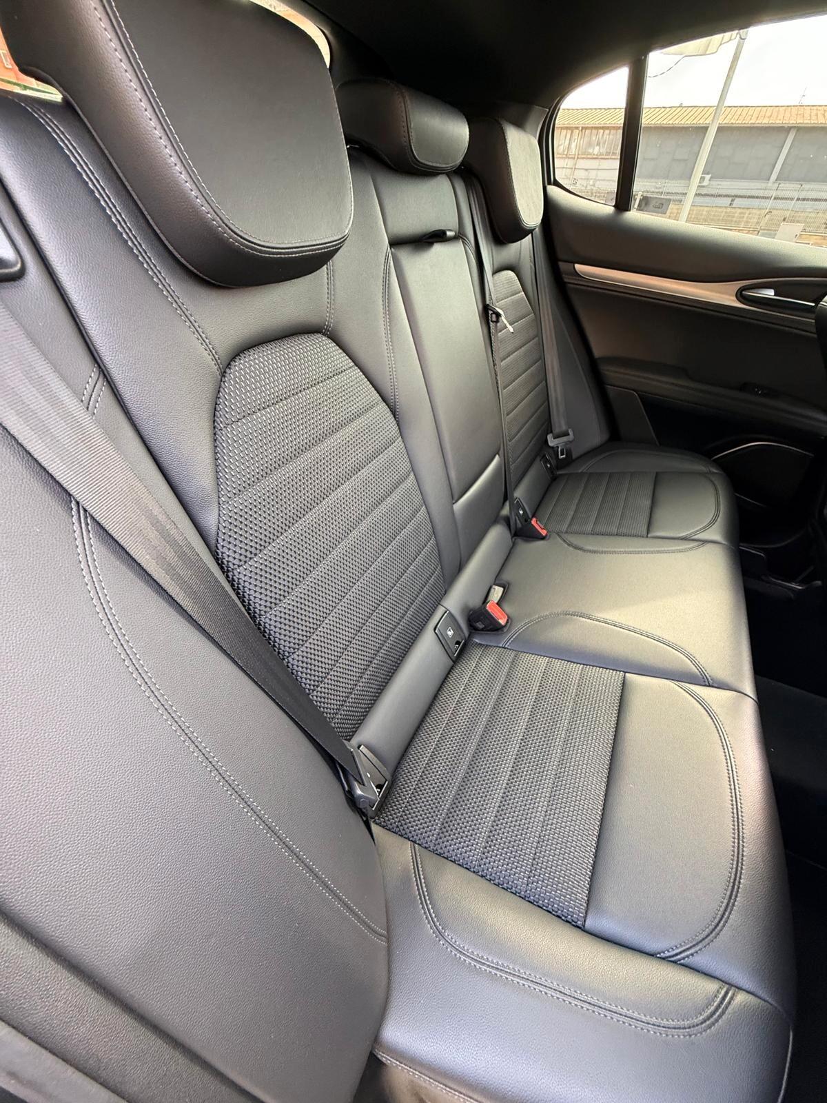 Alfa Romeo Stelvio 2.2 190 CV AT8 Q4 Sprint